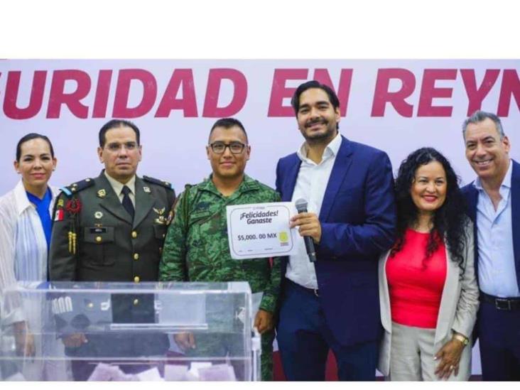 Escala violencia y festejan: Convivio de Makito con mandos de Sedena, Guardia Estatal y FGR Escala violencia y festejan: Convivio de Makito con mandos de Sedena, Guardia Estatal y FGR