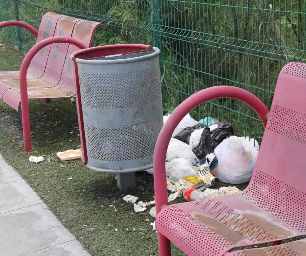 Llenan de basura el Parque Lineal Llenan de basura el Parque Lineal