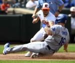 Orioles supera por 8-5 a Dodgers y evita perder la serie por barrida