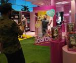 Ola rosa: todas las marcas quieren un pedazo de Barbie
