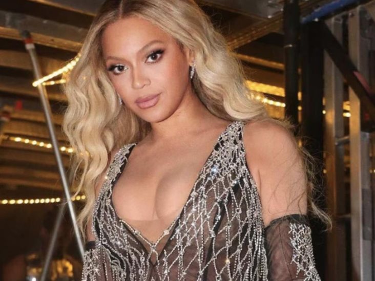 Beyoncé causa polémica en Egipto por aparecer como Nefertiti Beyoncé causa polémica en Egipto por aparecer como Nefertiti