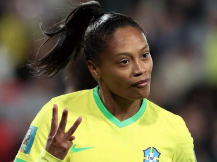 Brasil y Alemania golean en Mundial Brasil y Alemania golean en Mundial