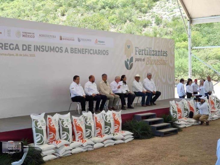 Entregan fertilizantes a productores de San Carlos Entregan fertilizantes a productores de San Carlos