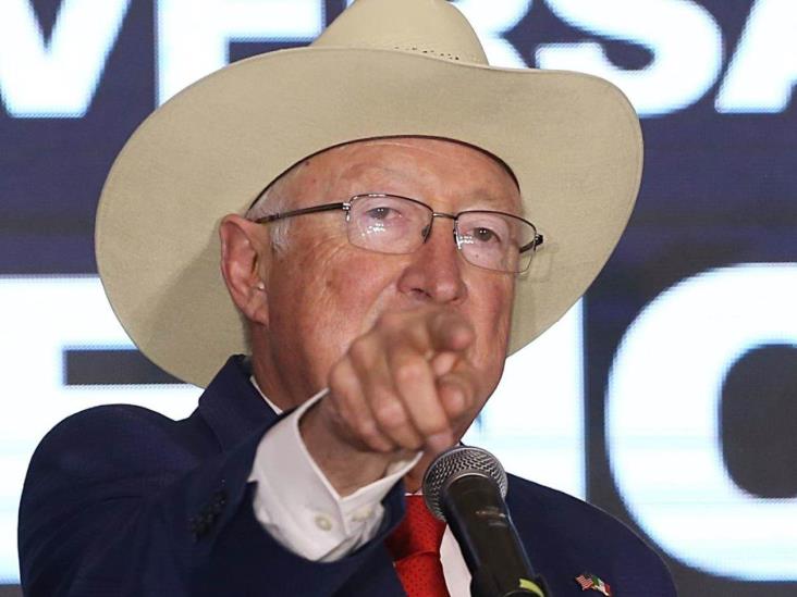 Usa Texas muro flotante para fines políticos: Ken Salazar Usa Texas muro flotante para fines políticos: Ken Salazar