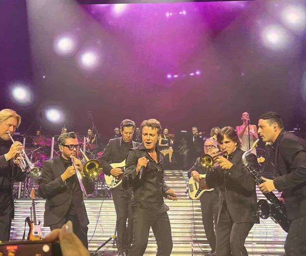 Acude Bublé a show de Luis Miguel Acude Bublé a show de Luis Miguel