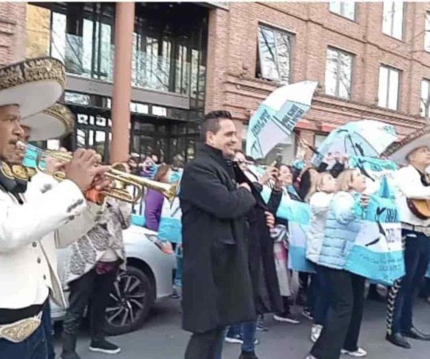 Muestran admiraci&oacute;n a "El Sol"