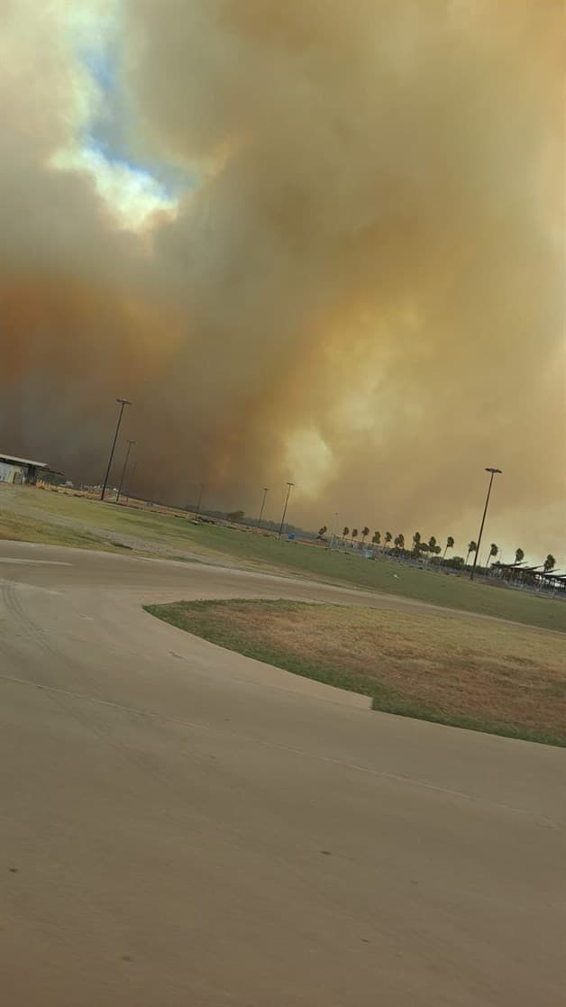 Cruza humo la frontera