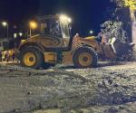 Buscan a posibles víctimas tras un alud de lodo que embarró las calles de una ciudad alpina italiana