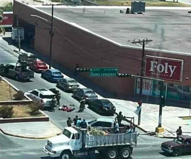 SEMAR paraliza avenida de Matamoros por detención de 3 sujetos SEMAR paraliza avenida de Matamoros por detención de 3 sujetos