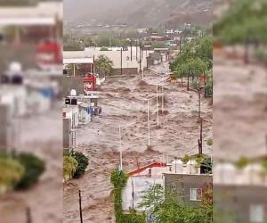 Paso del Hurac&aacute;n Hilary deja inundaciones en pen&iacute;nsula de Baja California