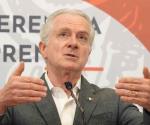Santiago Creel declina aspiración presidencial del Frente Amplio por México