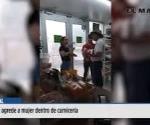 Hombre agrede a mujer dentro de carnicería y luego regresa para matarla