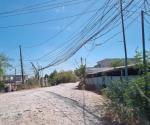 Permanecen cortes de energía eléctrica