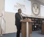 Asume René Salinas nuevo período en la Facultad de Comercio