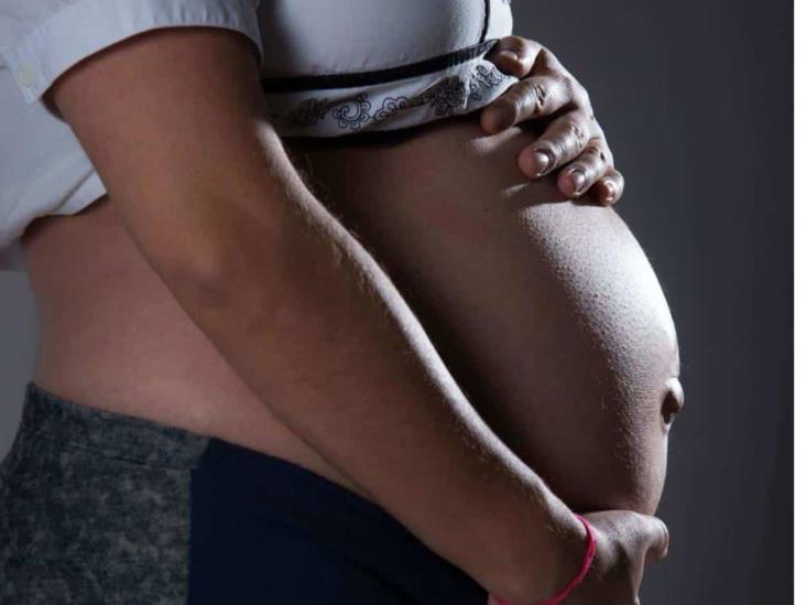 Aumenta la tasa de muerte fetal Aumenta la tasa de muerte fetal