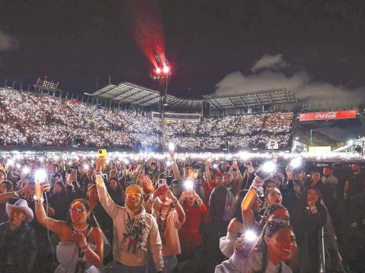 Reynosenses presentes con Taylor Swift Reynosenses presentes con Taylor Swift
