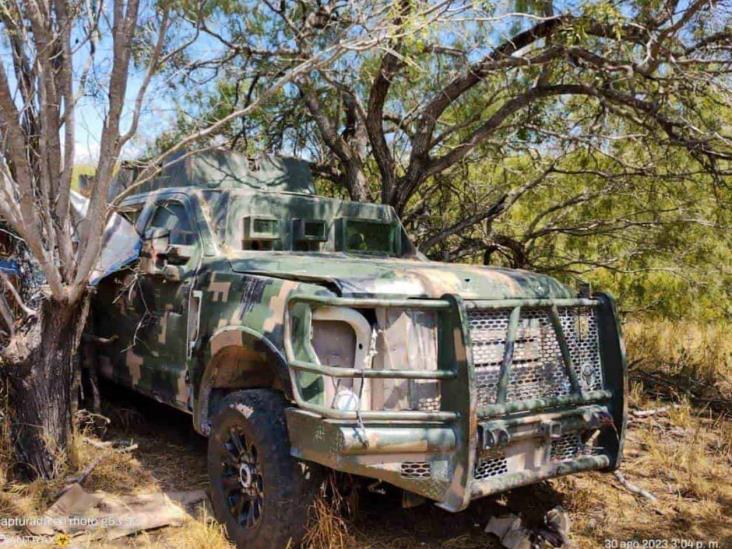 Asegura Guardia Estatal camionetas tipo monstruo en ejido La Linterna Asegura Guardia Estatal camionetas tipo monstruo en ejido La Linterna