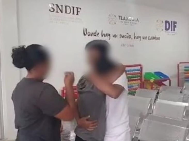 Madre hondureña se avienta de ferrocarril por su hijo en Veracruz Madre hondureña se avienta de ferrocarril por su hijo en Veracruz