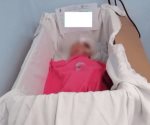 Colocan a beb&eacute; dentro de caja de cart&oacute;n en Hospital Civil de Oaxaca