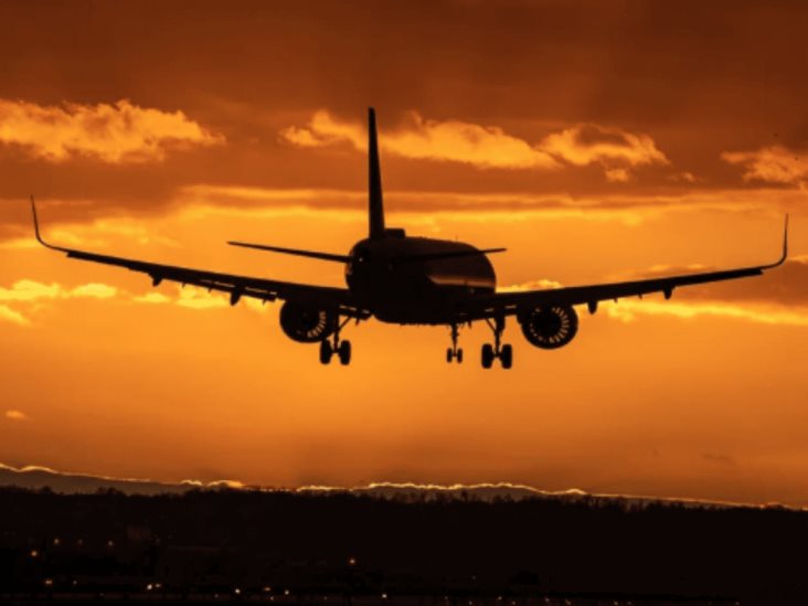 Preocupa que a decretazos bajen operaciones en aeropuertos Preocupa que a decretazos bajen operaciones en aeropuertos