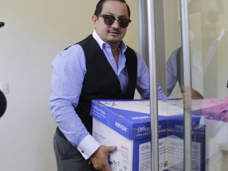 Denuncian por extorsión a 15 funcionarios Denuncian por extorsión a 15 funcionarios