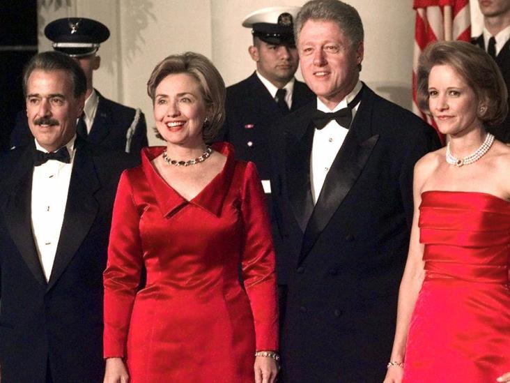 Hillary Clinton va a la Casa Blanca a entregar premio a las artes Hillary Clinton va a la Casa Blanca a entregar premio a las artes