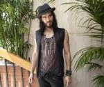 Russell Brand acusado de violación, abuso sexual y emocional