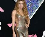 Piden a Shakira que no trabaje en campaña de comida chatarra