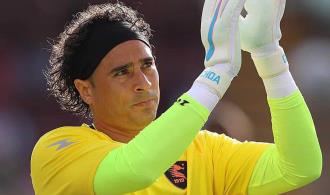 Memo Ochoa en zona roja Memo Ochoa en zona roja