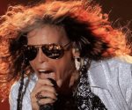 Aerosmith pospone gira de despedida