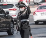 Amagan a mujer policía y la abusan