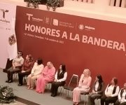 #CDVICTORIA Ceremonia de Honores a la Bandera encabezada por el gobernador de #Tamaulipas, Américo Villarreal.