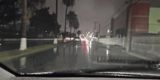 #Reynosa Lluvia hasta el momento ha dejado al menos 5 choques, un incendio y encharcamientos severos, conduzca con precaución