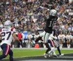 Raiders resisten y vencen a Patriotas