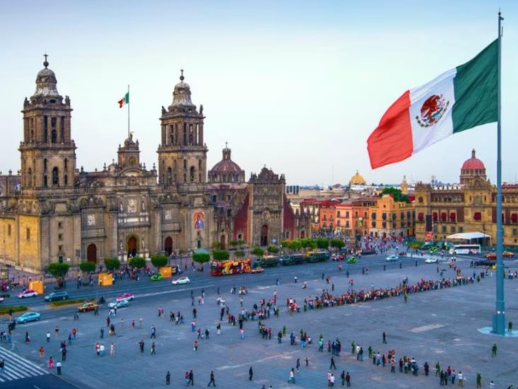 Proponen que el Zócalo sea totalmente peatonal Proponen que el Zócalo sea totalmente peatonal