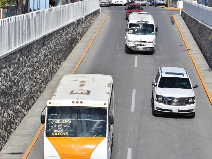 Revisan transporte privado de personal Revisan transporte privado de personal