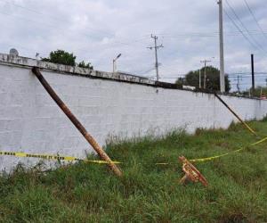 Denuncian barda a punto de colapsar en primaria de Reynosa