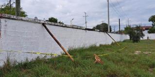 Denuncian barda a punto de colapsar en primaria de Reynosa