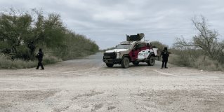 #Policía / Persecución y balacera culminó en la brecha El Berrendo, en #Reynosa, elementos de la Guardia Estatal aseguraron una camioneta.