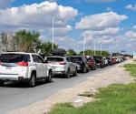 Se registran largas filas en puente internacional Reynosa-Hidalgo