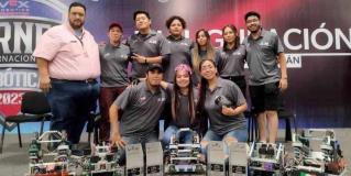 Estudiantes de Tamaulipas triunfan en Torneo Internacional de Robótica