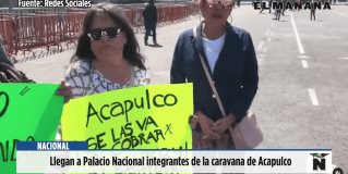 Llegan a Palacio Nacional integrantes de la caravana de Acapulco