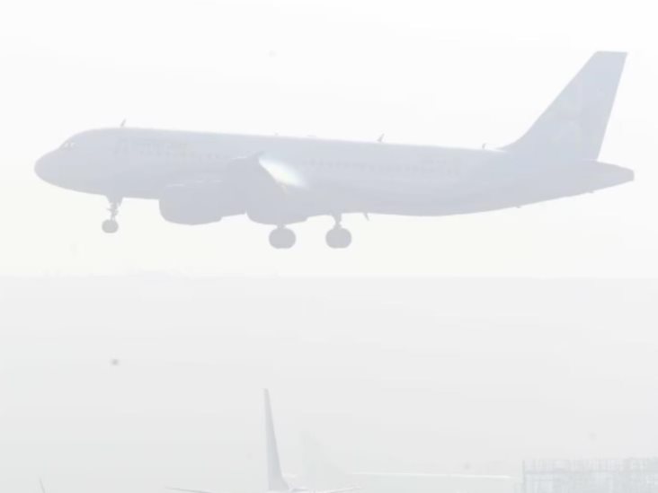 Suspenden despegues y aterrizajes en AIFA y AICM por banco de niebla Suspenden despegues y aterrizajes en AIFA y AICM por banco de niebla