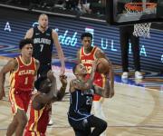 Las acciones en el juego de NBA en México entre Orlando Magic y Atlanta Hawks