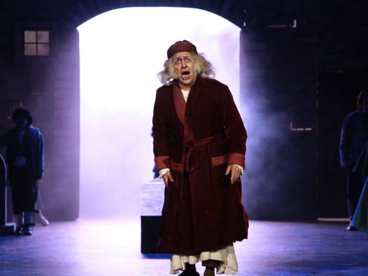 Adal Ramones será Scrooge Adal Ramones será Scrooge