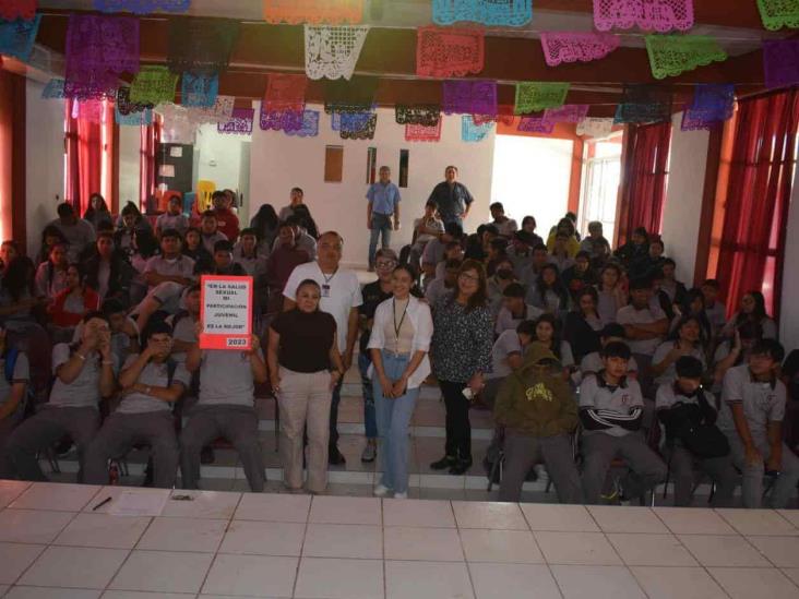 Presentan conferencia sobre salud sexual y reproductiva Presentan conferencia sobre salud sexual y reproductiva