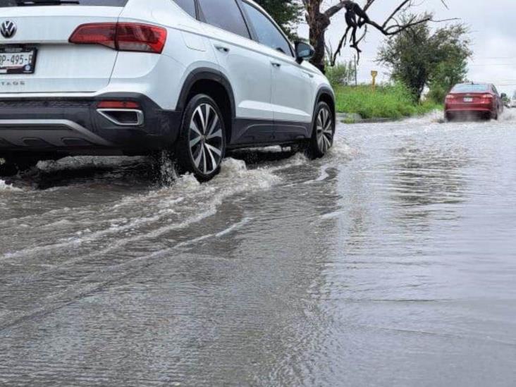 Urge drenaje pluvial: Mínimas precipitaciones desquician las vialidades Urge drenaje pluvial: Mínimas precipitaciones desquician las vialidades