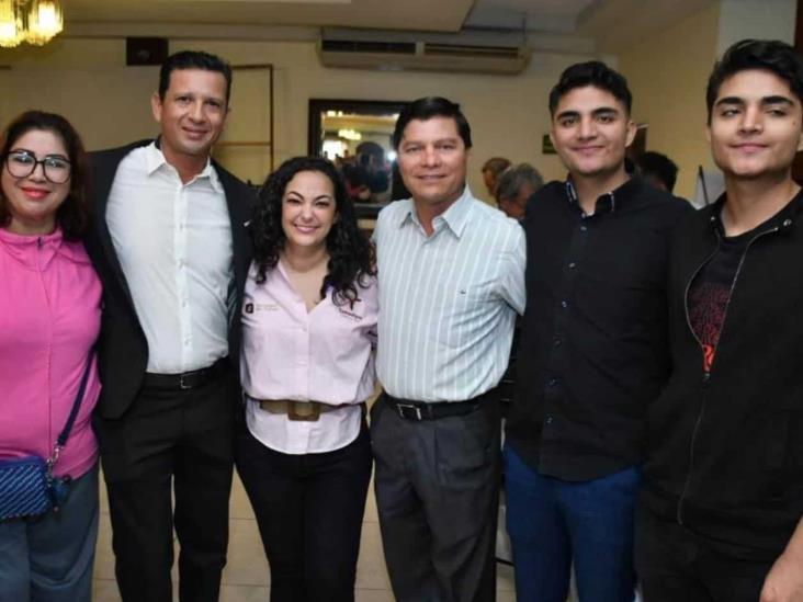 Exponen logros laborales Exponen logros laborales