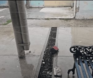 Reynosa | Graves anomalías presenta Escuela Primaria en la colonia Delicias. Con las lluvias se desprende parte del techo estando a punto de lesionar a maestra y alumno esta mañana