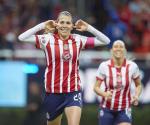 Licha Cervantes renueva contrato en Chivas femenil